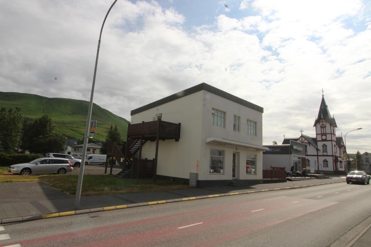 Husavik Apartments Exterior photo